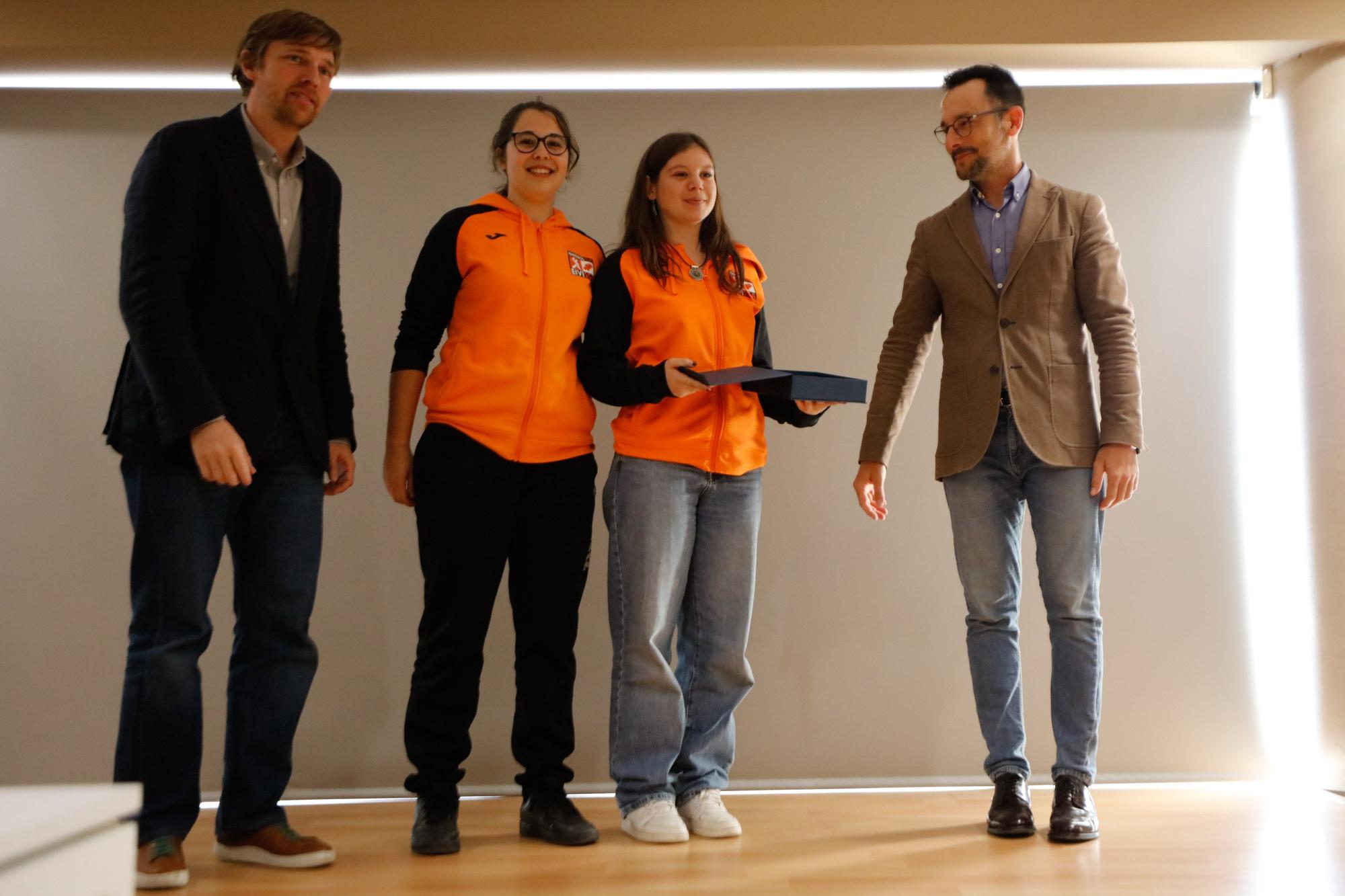 Reconocimiento a los mejores deportistas de Ibiza en la sede de la UIB