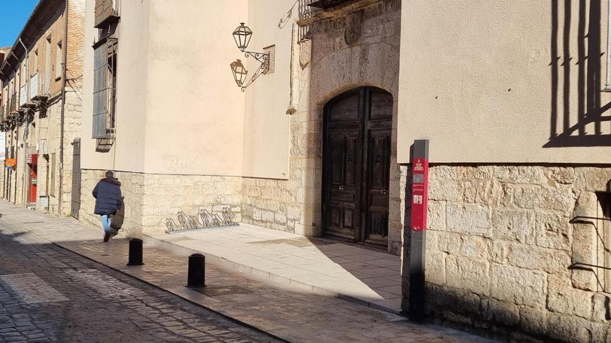 Fachada de la Casa de Cultura de Toro.