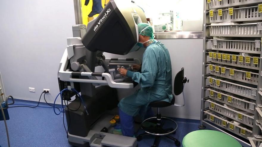 Intervención quirúrgica con el robot Da Vinci