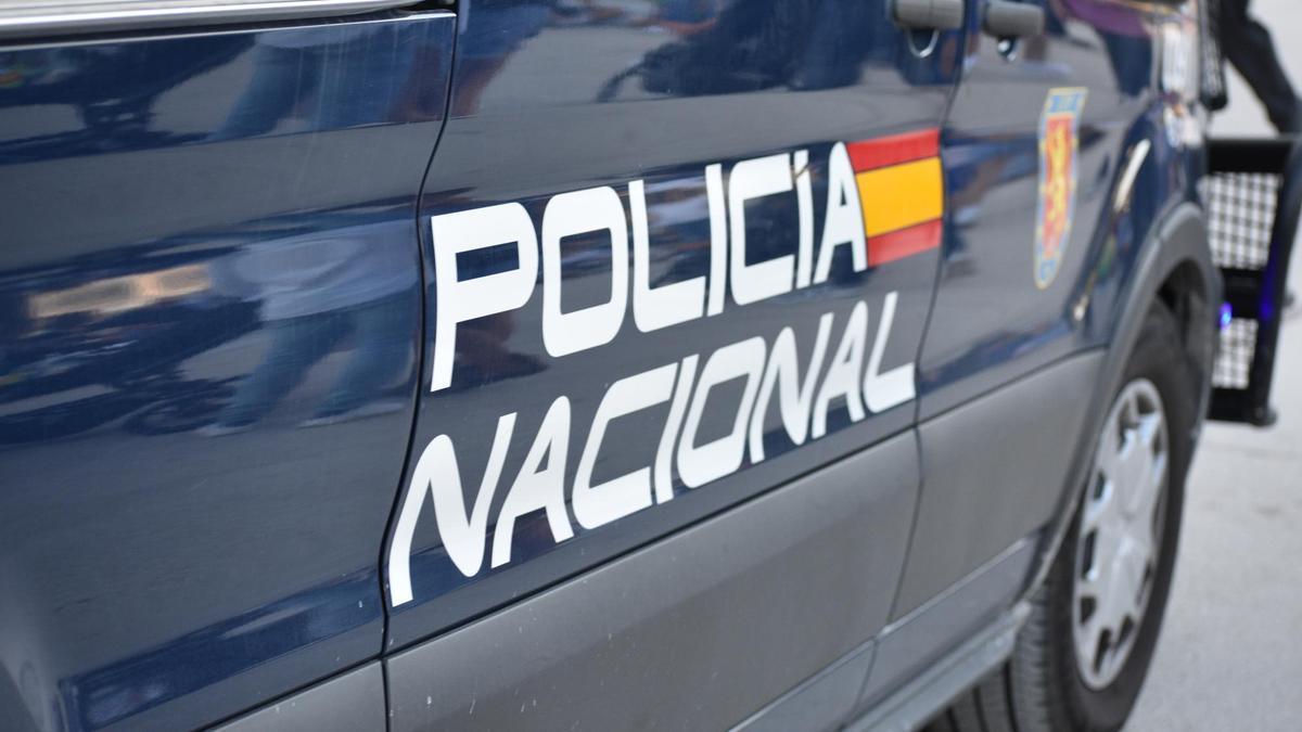 Vehículo de la Policía Nacional.