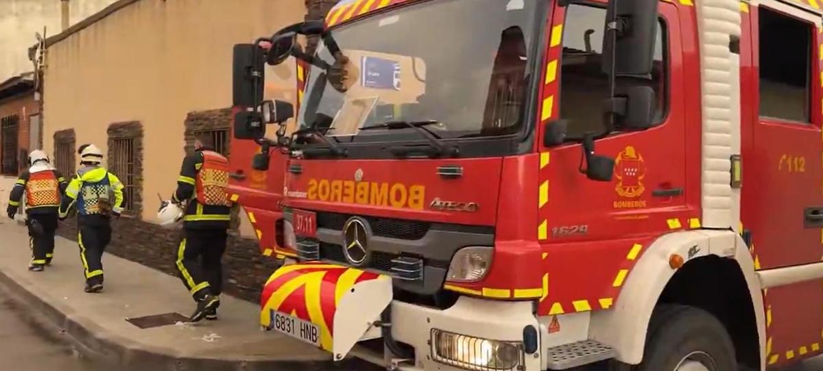 Los bomberos en el incendio de San Martín de la Vega