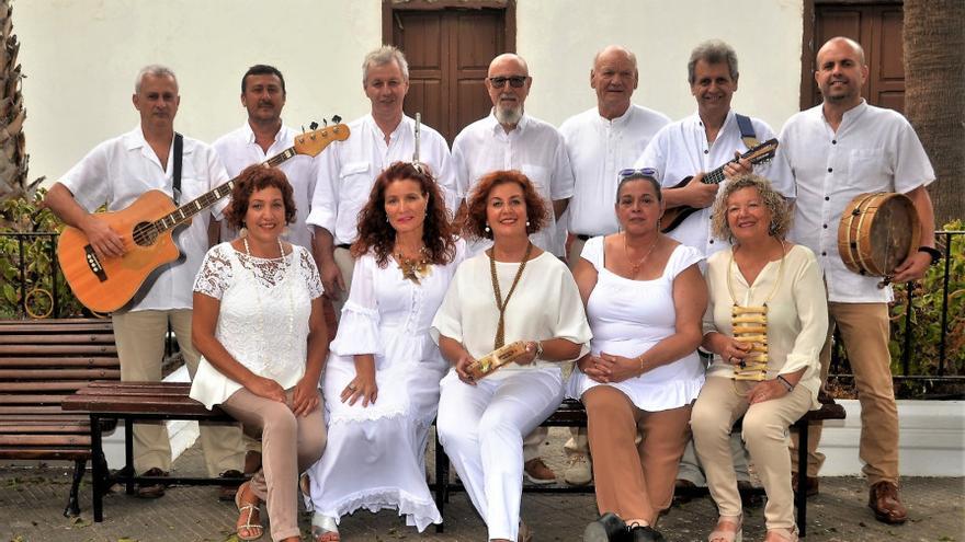 Corazón a dos orillas, concierto a cargo de la agrupación musical Atlántica