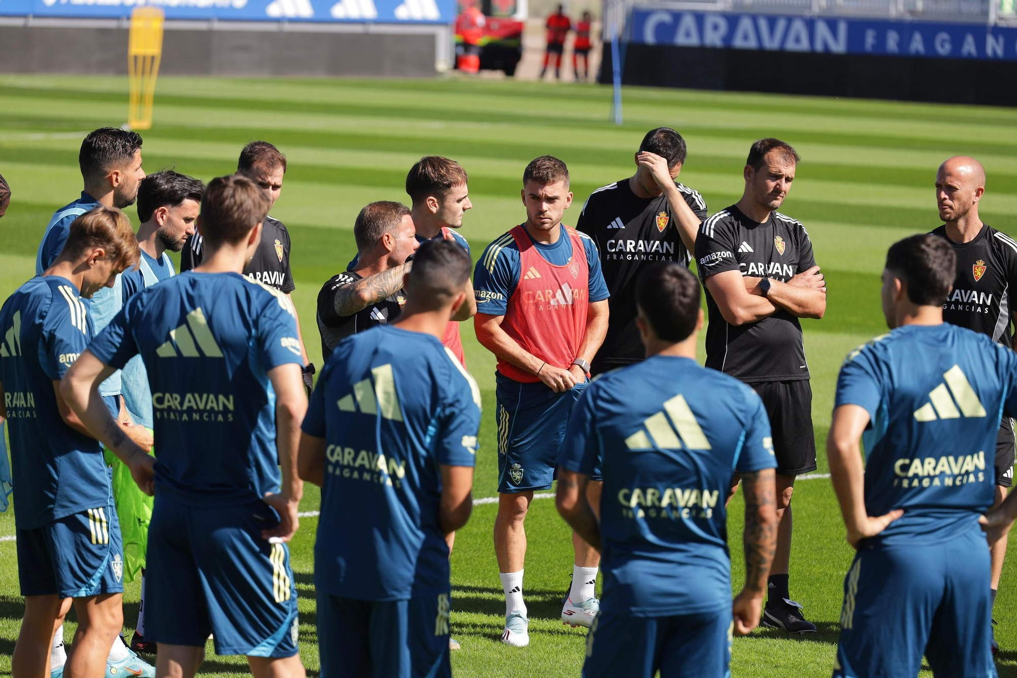En imágenes | Entrenamiento de puertas abiertas del Real Zaragoza este sábado