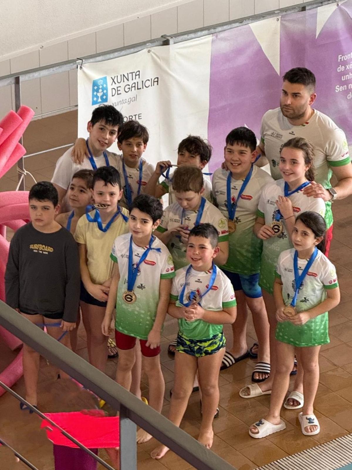 Alevines del CNS A Estrada. |