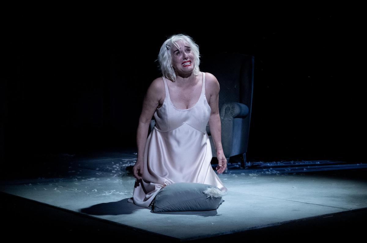 La actriz Anabel Alonso interpreta a la desesperada Murielle en ‘La mujer rota’.