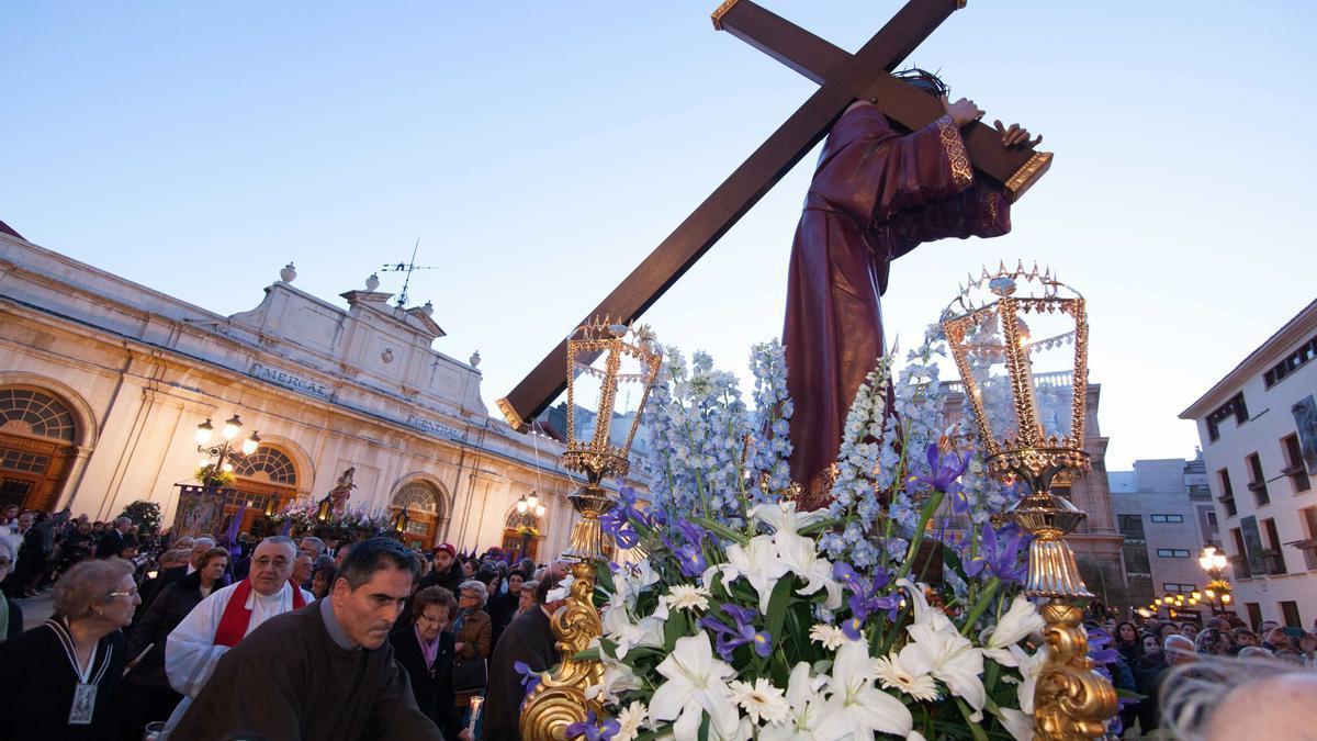 Procesión de Semana Santa en Castelló.