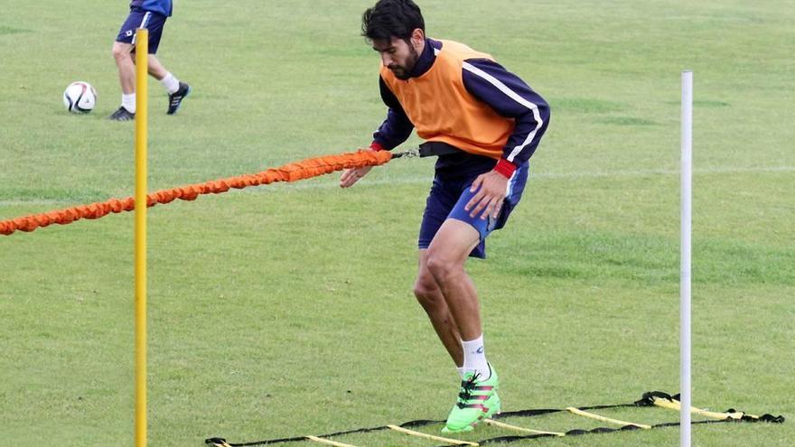 Álvaro Moreno en el Recreativo, donde estuvo cedido el pasado curso