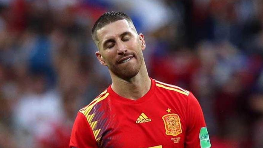 Sergio Ramos lamenta la eliminación de España.