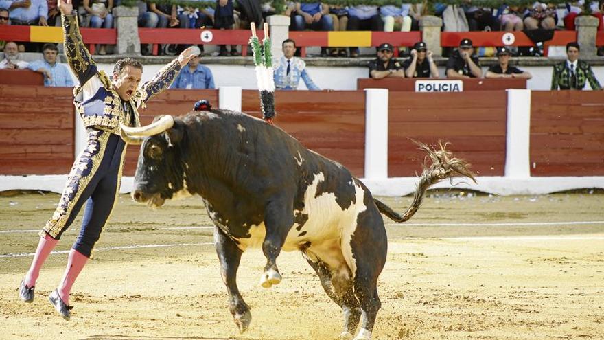 La empresa de Vistalegre ofrece dar toros en mayo sin aportación del Ayuntamiento de Cáceres