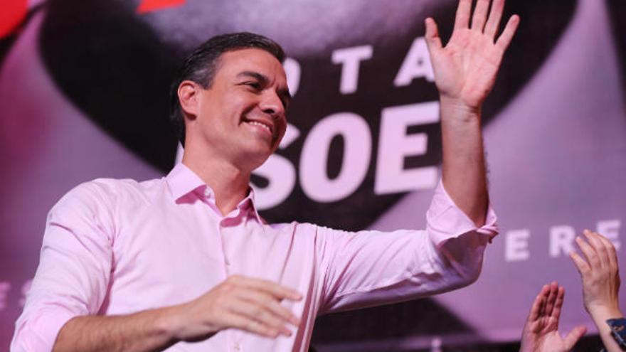 Pedro Sánchez, el domingo durante la celebración de la victoria socialista en las Elecciones Generales.