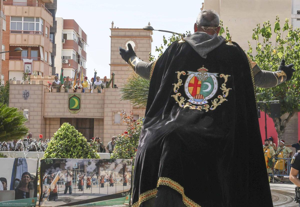 Los cristianos reconquistan el castillo en el último día de los Moros y Cristianos en Mutxamel