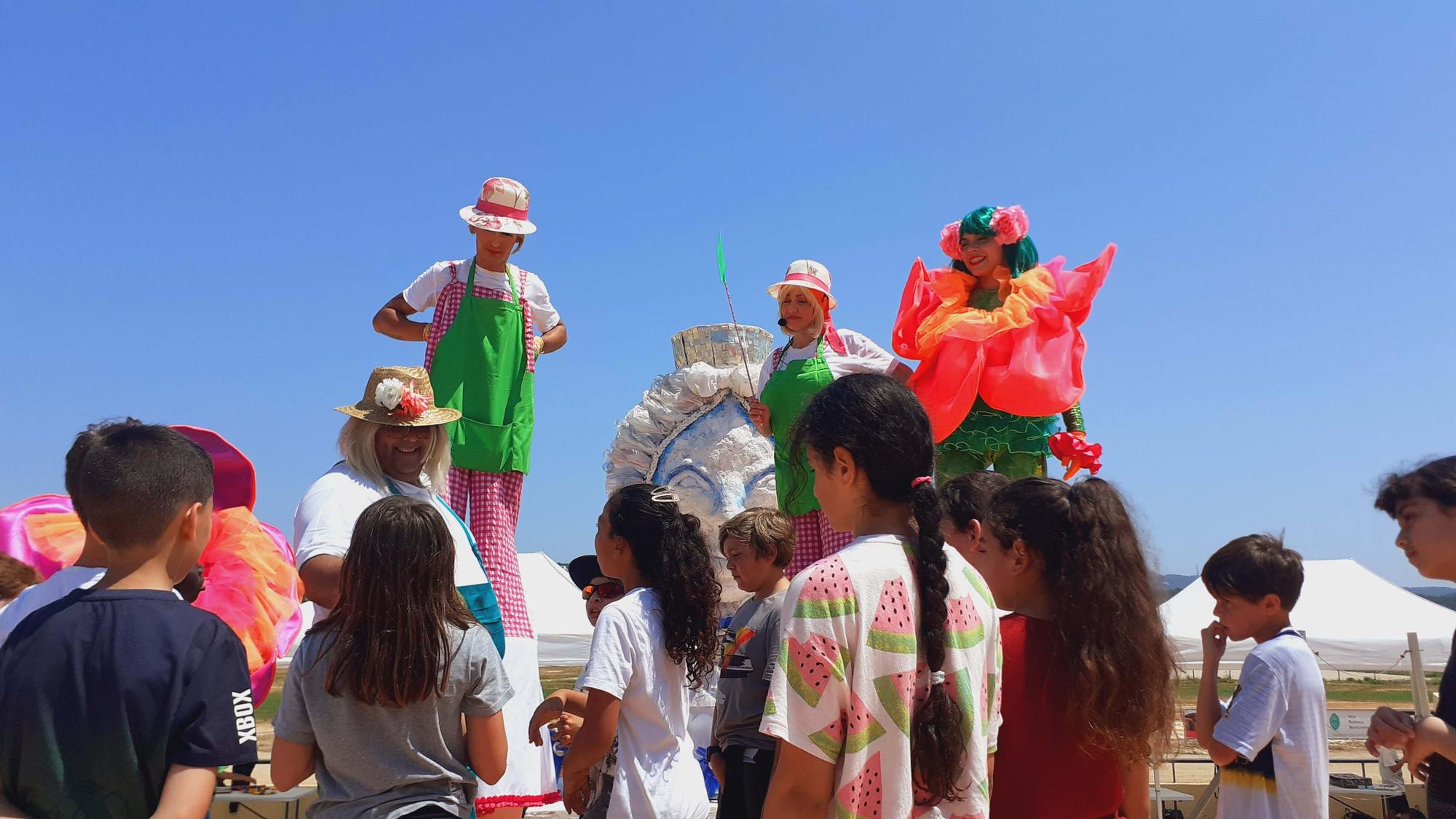 Pequeños maestros del reciclaje en Ibiza