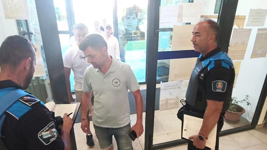 PP y AV se oponen a la ordenanza de uso de la basura y advierten de nuevas alegaciones