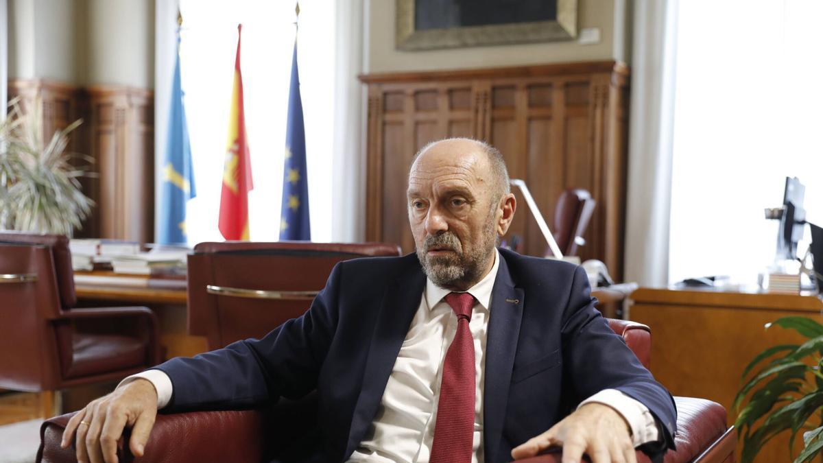 Juan Cofiño, presidente de la Junta General del Principado