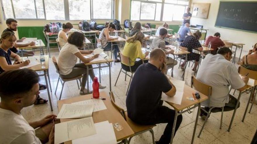 Las oposiciones docentes para Secundaria se aplazan a 2021 en la Comunidad Valenciana