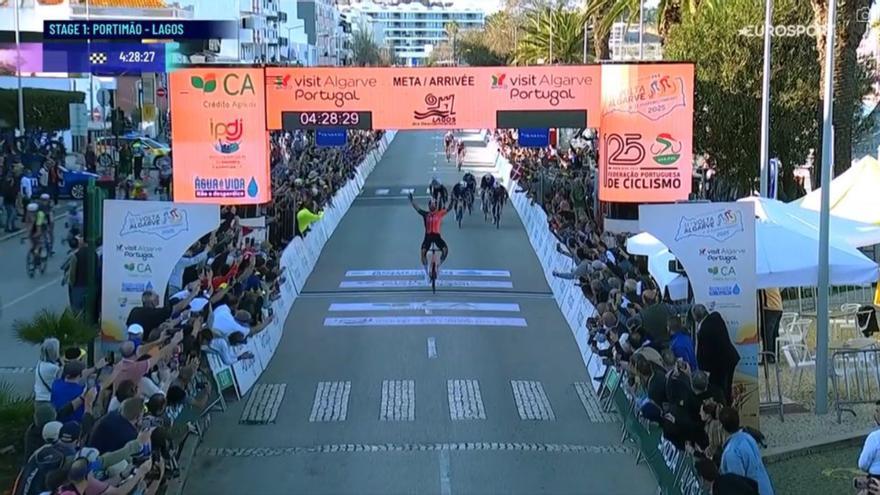 Insólito final de etapa en la Vuelta al Algarve