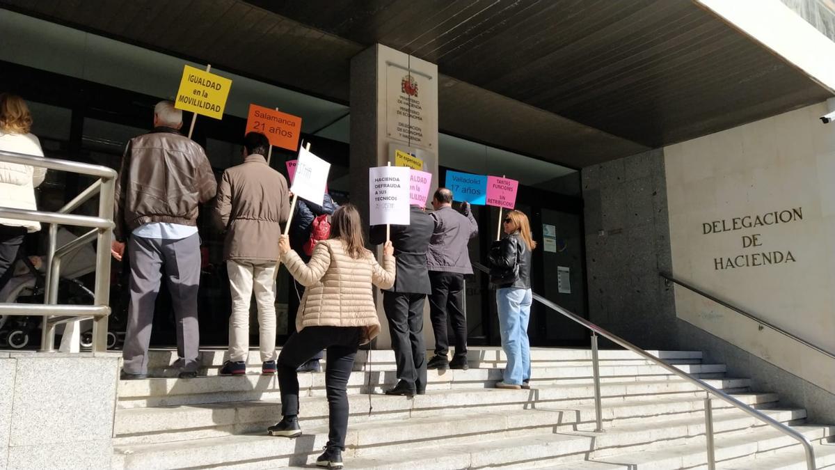 Protesta de los técnicos de Hacienda en Zamora