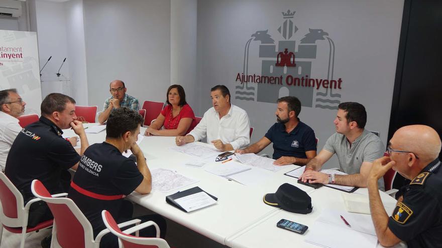 Los partidos de Ontinyent se reparten cinco sueldos a cargo del ayuntamiento