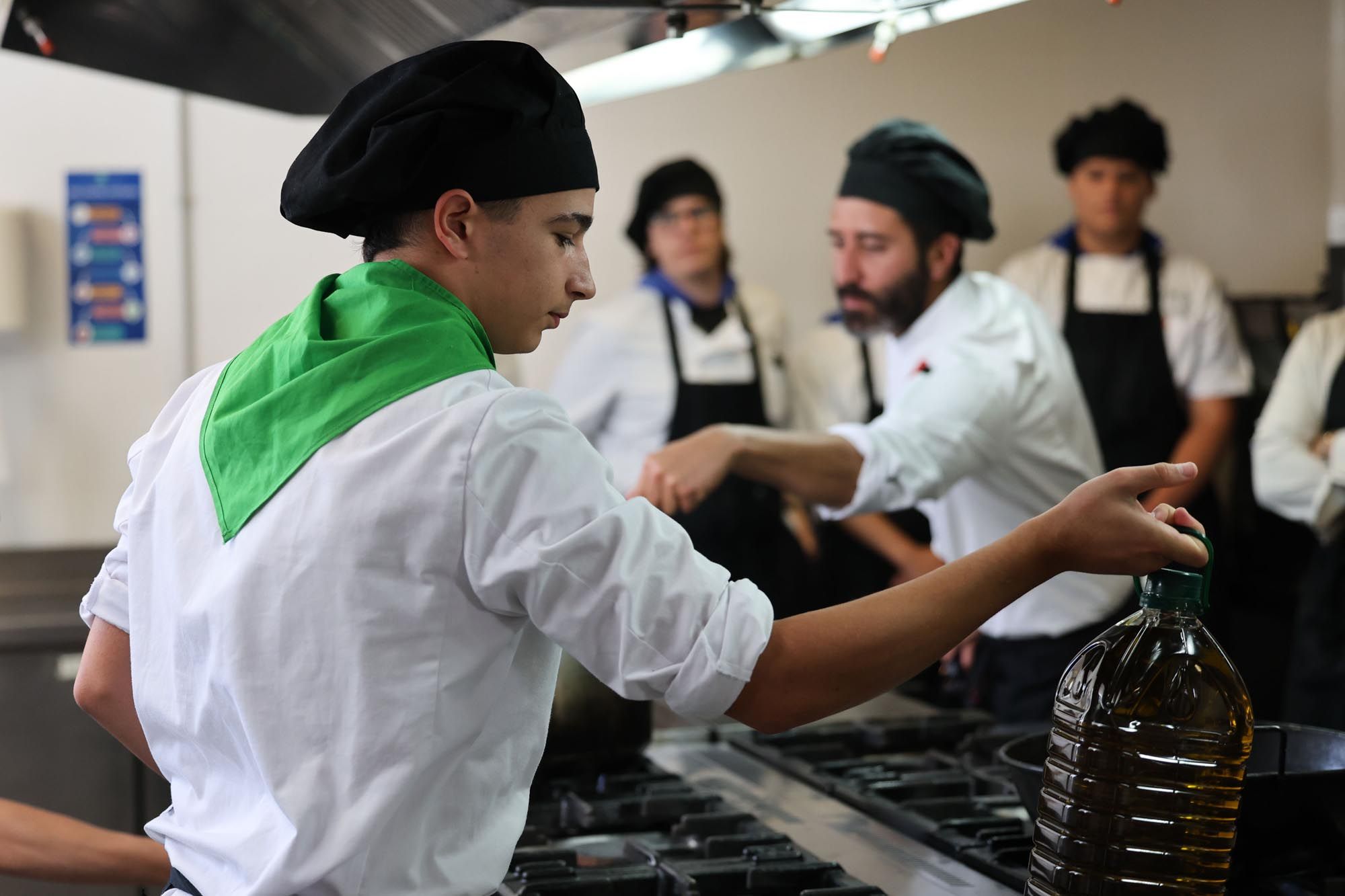 Taller de cocina con langosta del Instituto Sa Serra de Ibiza