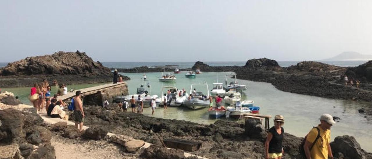 La Fiscalía obliga al Cabildo a aplicar el control de visitantes al islote de Lobos