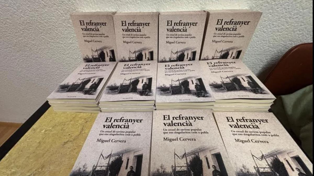 Imatge de la portada d' El refranyer valencià, de Miguel Cervera