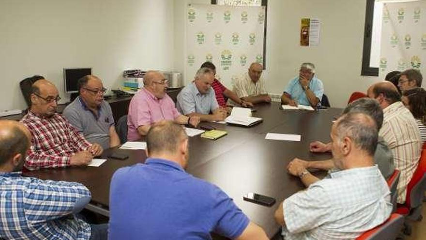 Reunión del comité de Unións Agrarias. // Ana Agra