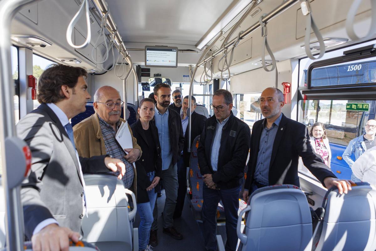 Presentació dels nous busos elèctrics de la xarxa interurbana del Bages
