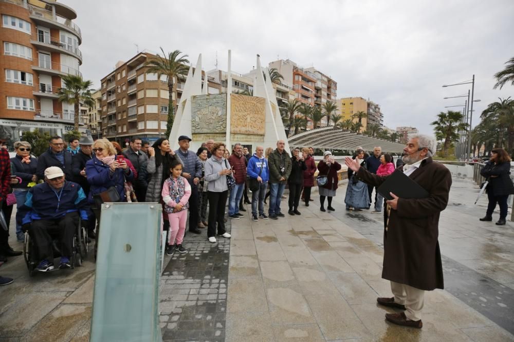 Ars Creatio rememoró este fin de semana con un recorrido teatralizado por Torrevieja el 190 aniversario del terremoto que asoló la comarca de la Vega Baja el 21 de marzo de 1829. Horas después de la r