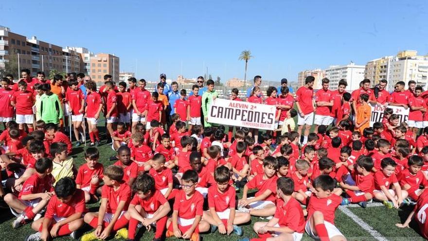 Clausura de la liga juvenil de fútbol