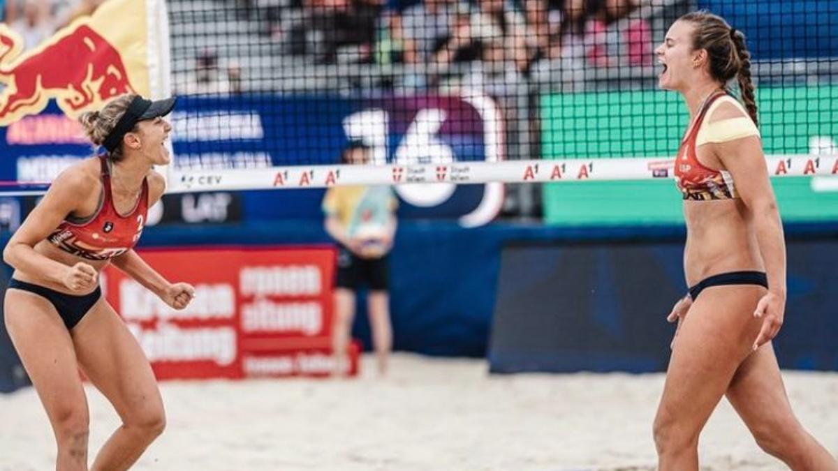 Daniela Álvarez y Tania Moreno en el Campeonato de Europa
