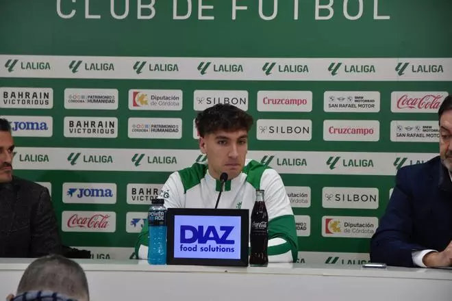 La presentación de Diego Percan, en imágenes