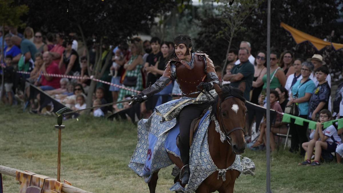 GALERÍA | Honor y valentía en el torneo medieval de Benegiles