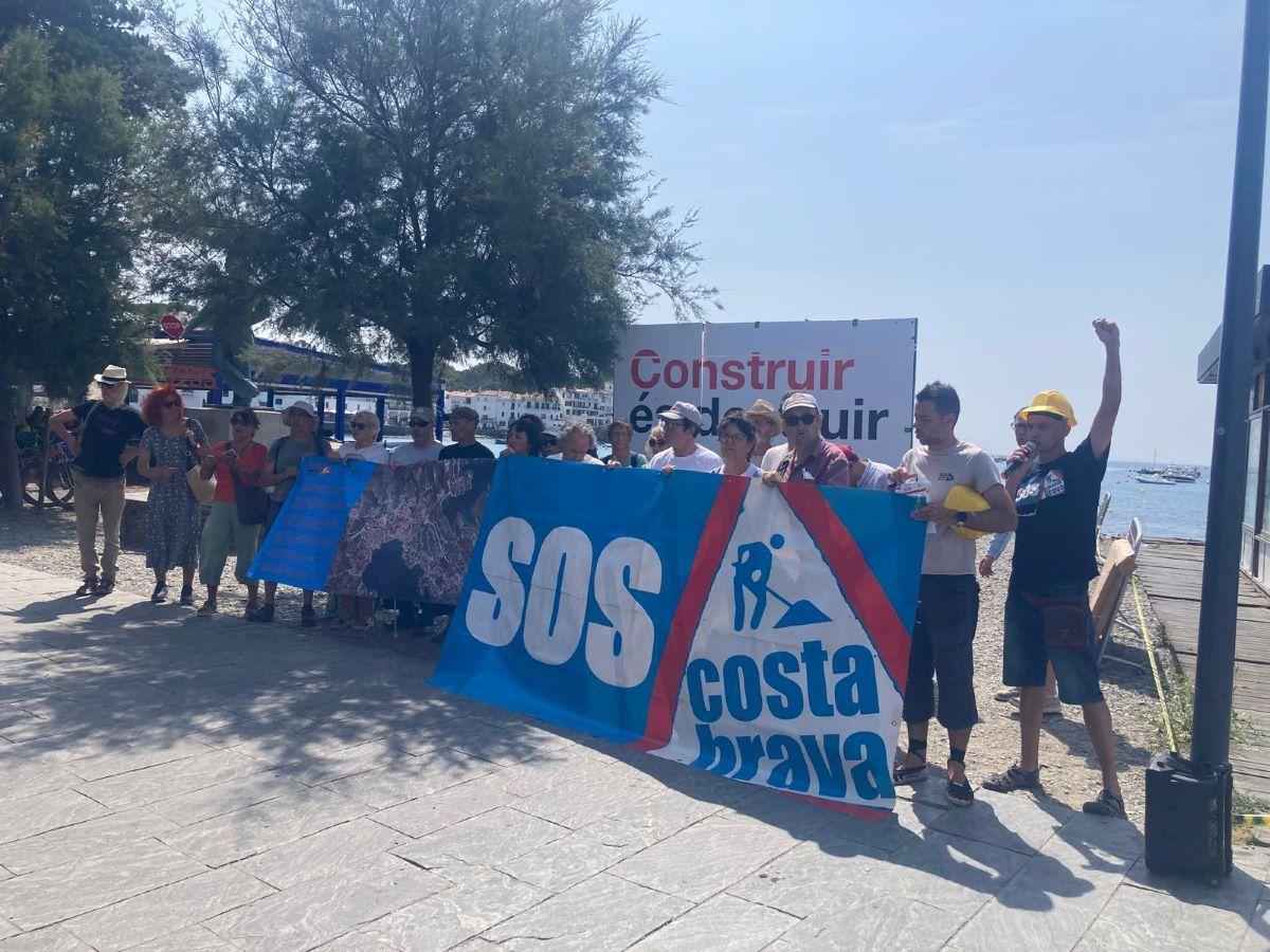 Protestes contra el nou POUM de Cadaqués