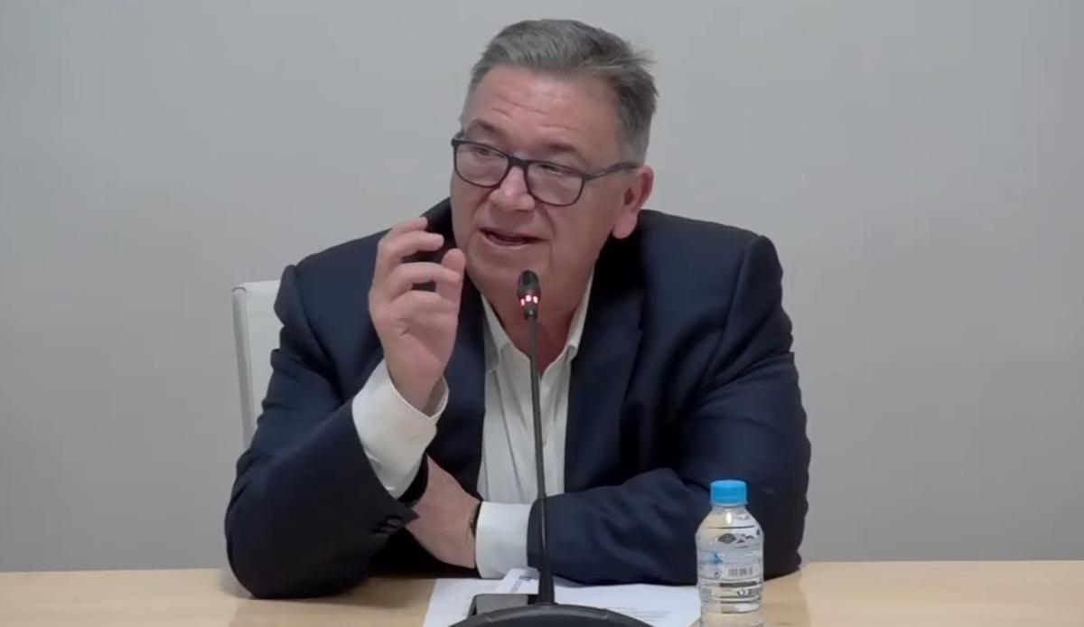 El alcalde, José María Ramírez, durante el pleno de marzo.