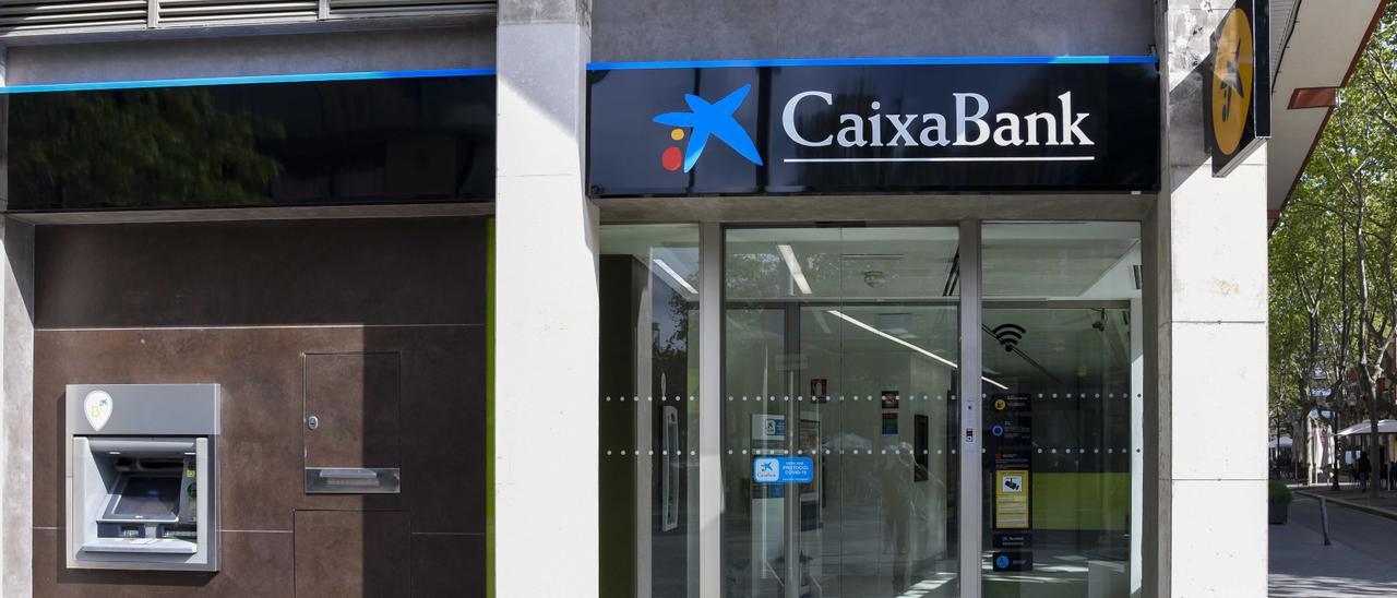 Una sucursal de CaixaBank.