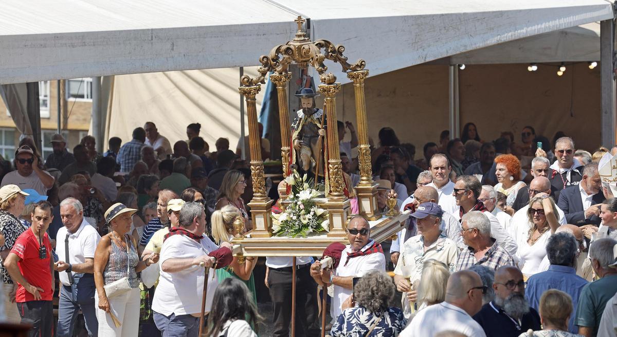 Día grande de las fiestas de San Roque en Vigo, en imágenes