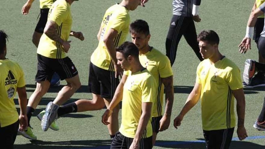 Jugadores del Celta durante el entrenamiento de ayer. // Ricardo Grobas