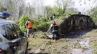 Buscan sin éxito un cuerpo en el arroyo Pedroche tras el aviso de un ciudadano