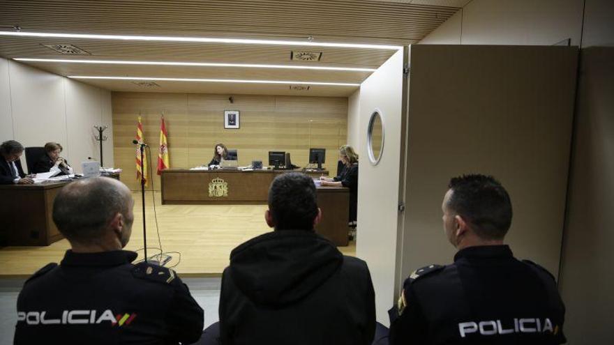 El joven que amputó el pene en Zaragoza lo hizo por 200 euros