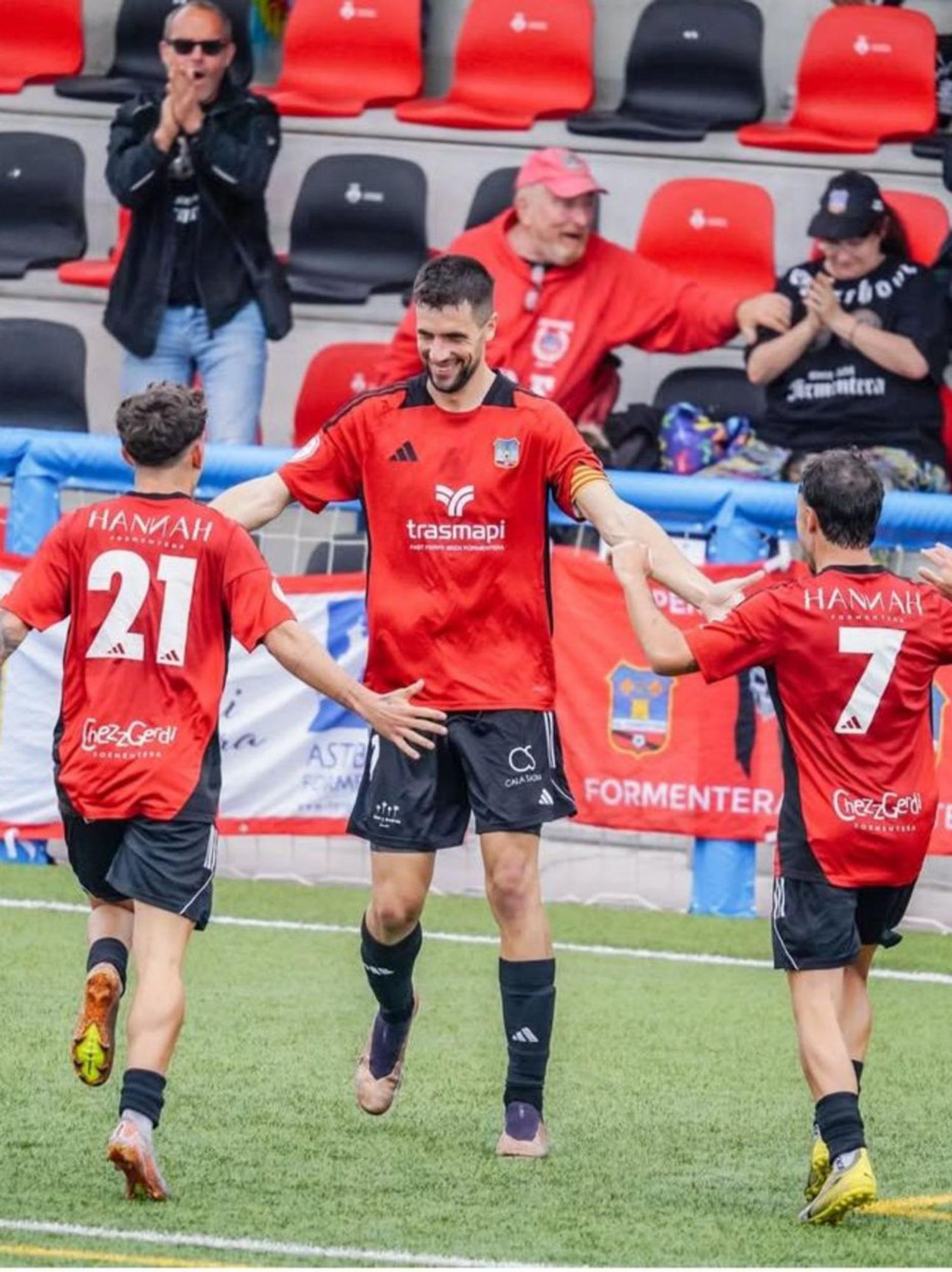 Górriz celebra un gol en una imagen de archivo. | SD FORMENTERA