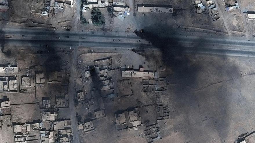 Imagen de satélite de los bombardeos en Mosul.