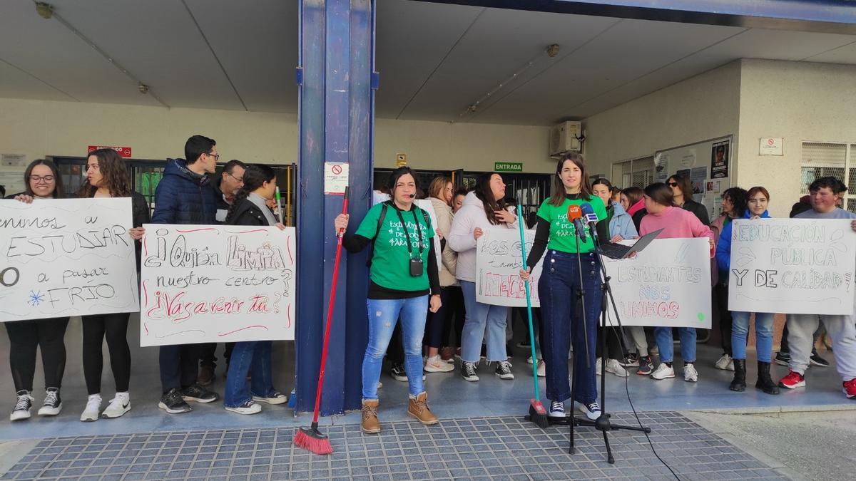 Protesta en el IES Vicente Núñez de Aguilar de la Frontera.