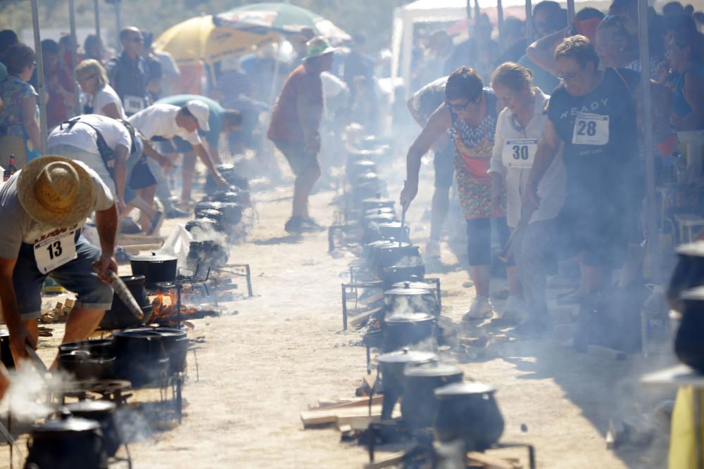 Concurso de 'all i pebre' en Catarroja