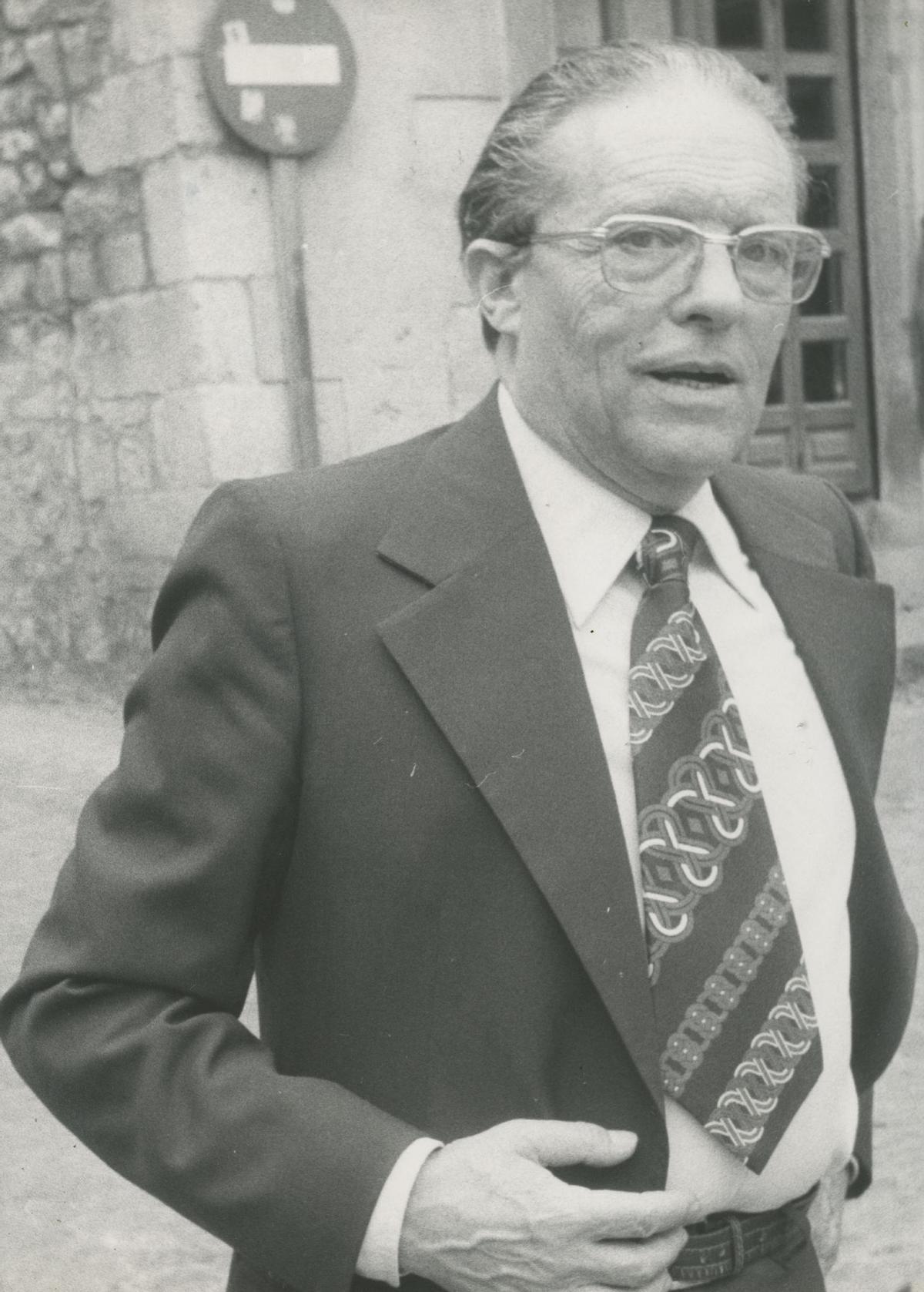 Jaume Ministral fou guionista de ràdio, televisió i teatre.