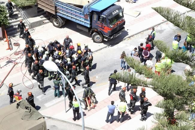 Derrumbe de un edificio de viviendas en Los Cristianos