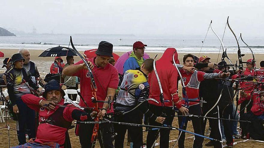 Arqueros durante el memorial del año pasado.