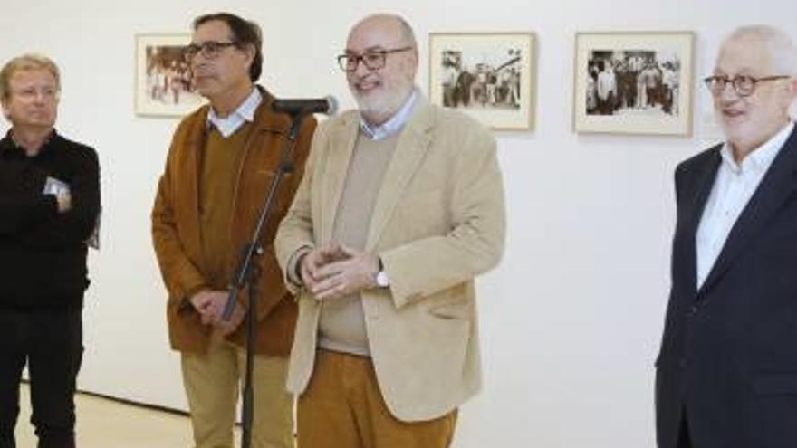 Inauguración Momentos históricos inmortalizados por dos cámaras