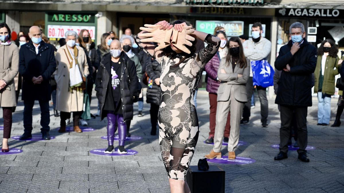 25N: Galicia salió a la calle vestida de morado
