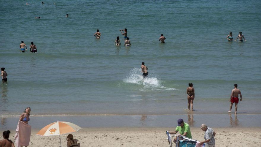 Galicia hierve con máximas de 41º y récord en un mes de junio en Ourense