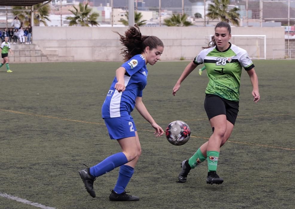 Partido fútbol femenino entre Tacuense y Cáceres